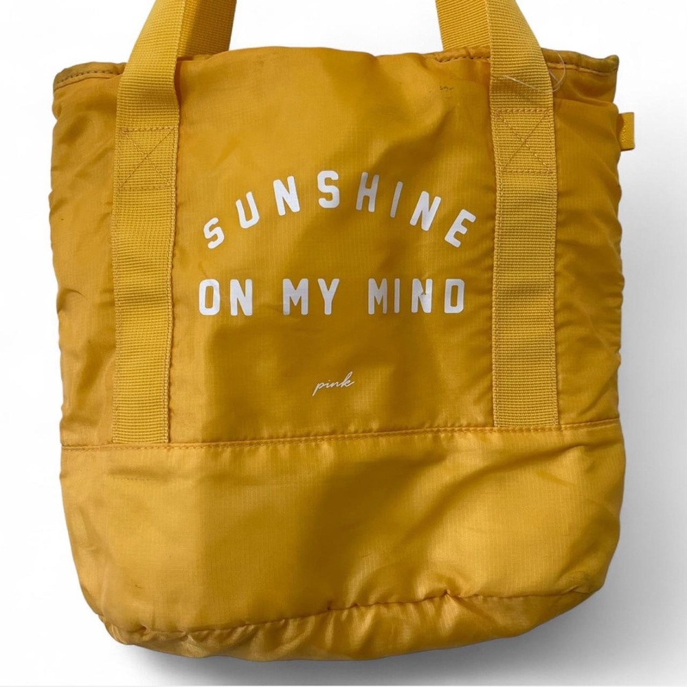 PINK Victorias Secret Yellow White Sunshine On My Mind Insulated Cooler Tote Bag - Picture 3 of 14